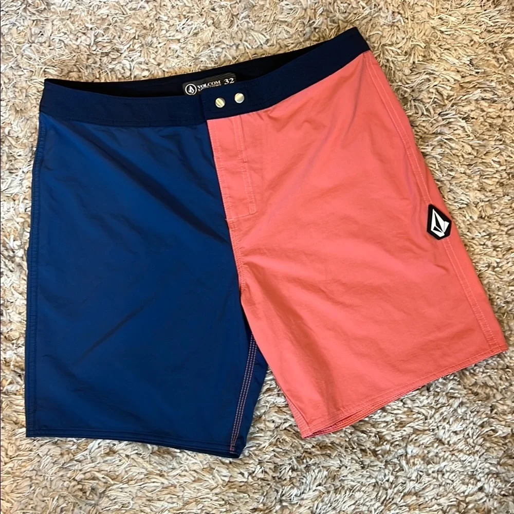 Volcom Two-Tone Board Shorts size 32 SNAPPED LIBERATOR TRUNKS BAJA INDIGO​​
